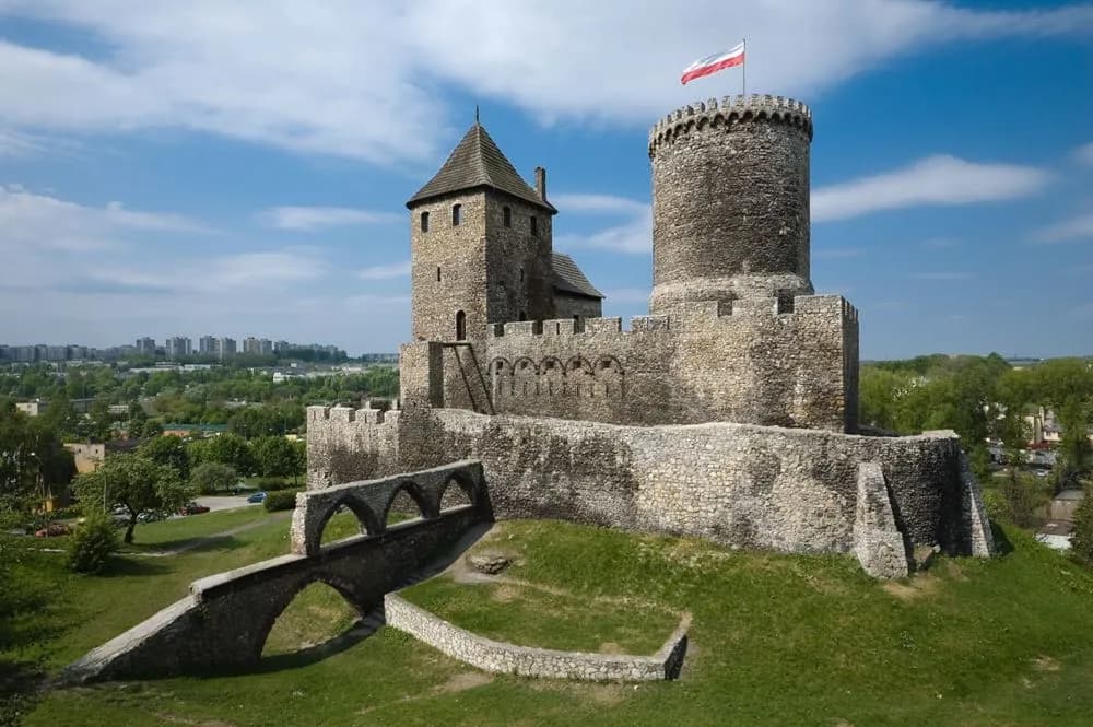 Zamek w Będzinie: historia, zwiedzanie, cennik i praktyczne informacje