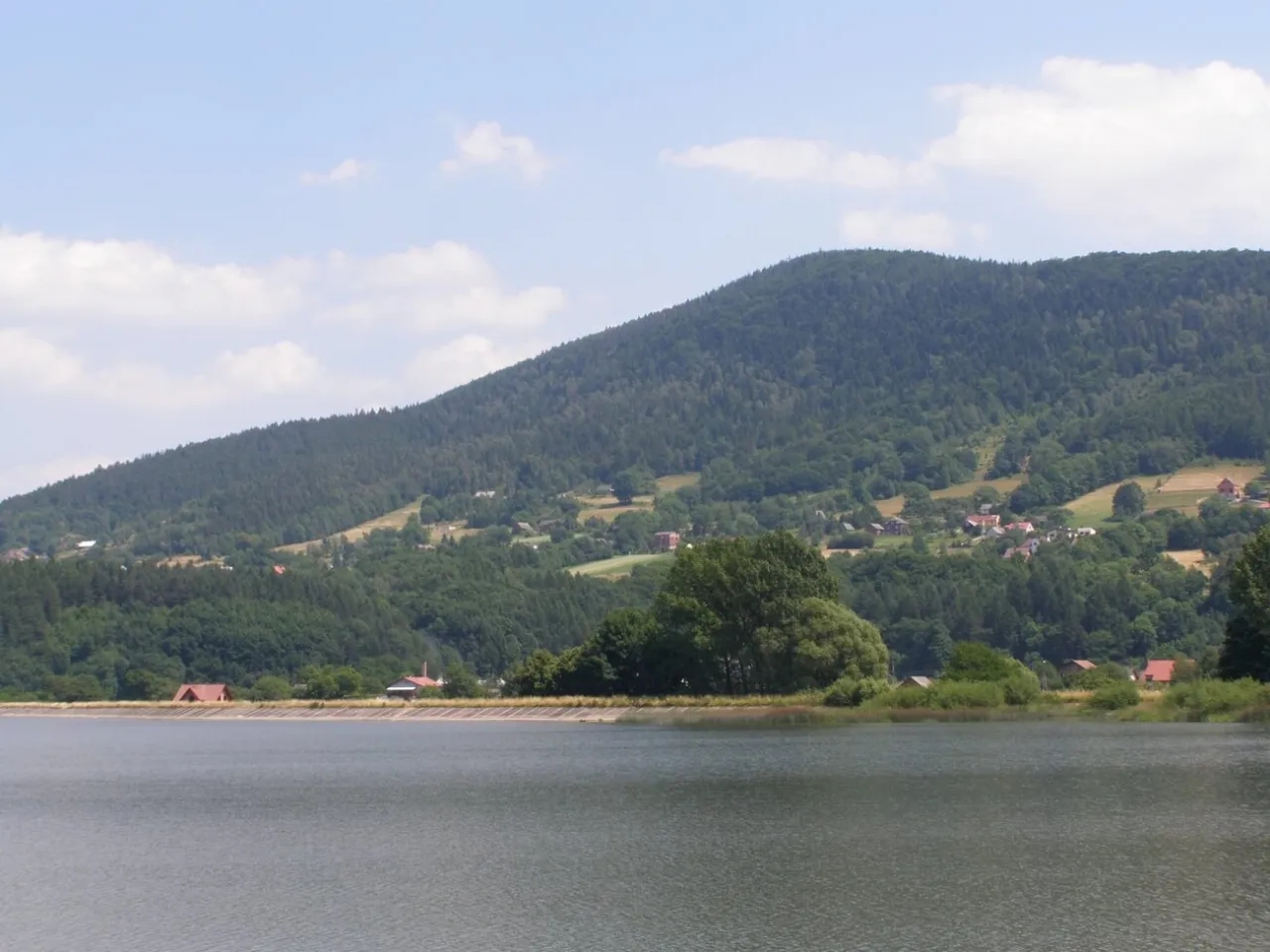 Jezioro Czanieckie: piękne miejsce na wypoczynek i rekreację