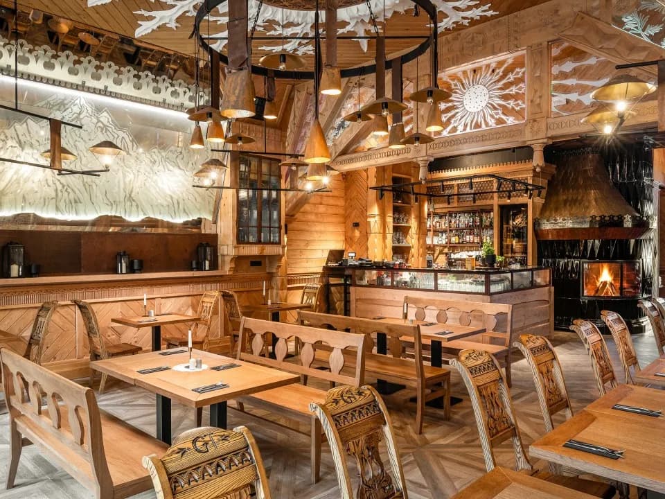 Kuchnia regionalna Zakopane: gdzie spróbować najlepszych tradycyjnych potraw podhalańskich