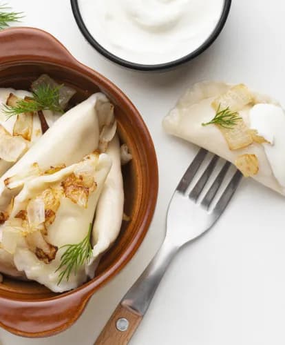 Kuchnia regionalna w Katowicach: gdzie zjeść najlepsze dania śląskie i tradycje